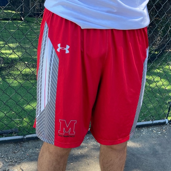SAN FRANCISCO MEN UNDER ARMOUR M FOOTBALL SHORTS WORKOUT GYM BODYBUILDER ATHLETE - Picture 11 of 17